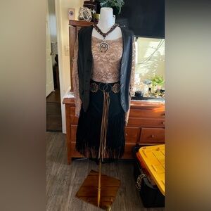 Black Fringe faux suede Women's western Skirt. NWT Miranda Lambert collection.